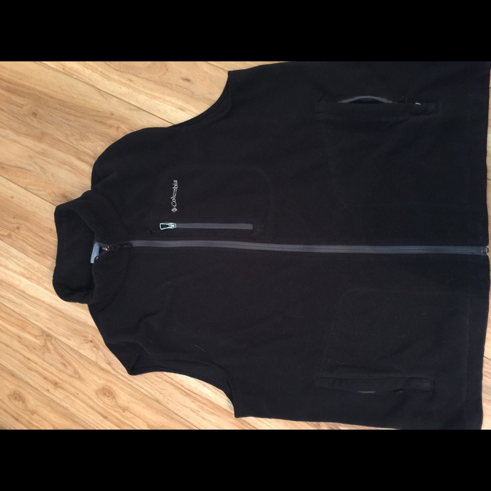 Men’s black Columbia vest